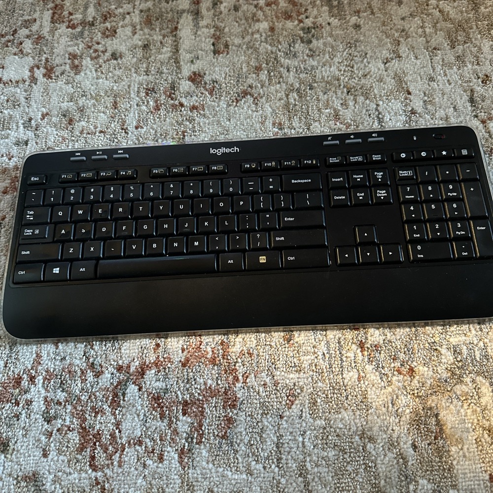 Logitech K520 wireless keyboard without wireless receiver